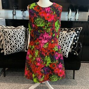 Carolina Herrera Vibrant Neon Floral Sleeveless Shift Dress. Size 12
